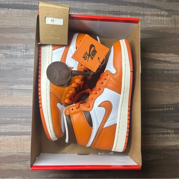 Nike Wmns Air Jordan 1 High OG Starfish Women’s 6.5 Orange NWT - Picture 1 of 9